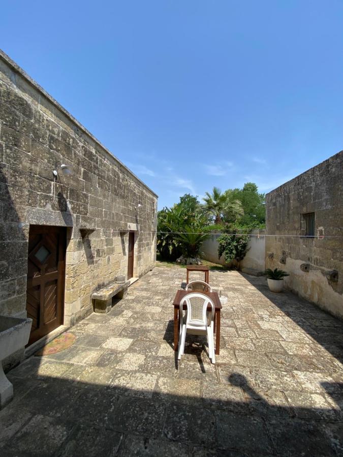 Masseria Montanari Carpignano Salentino Exterior foto