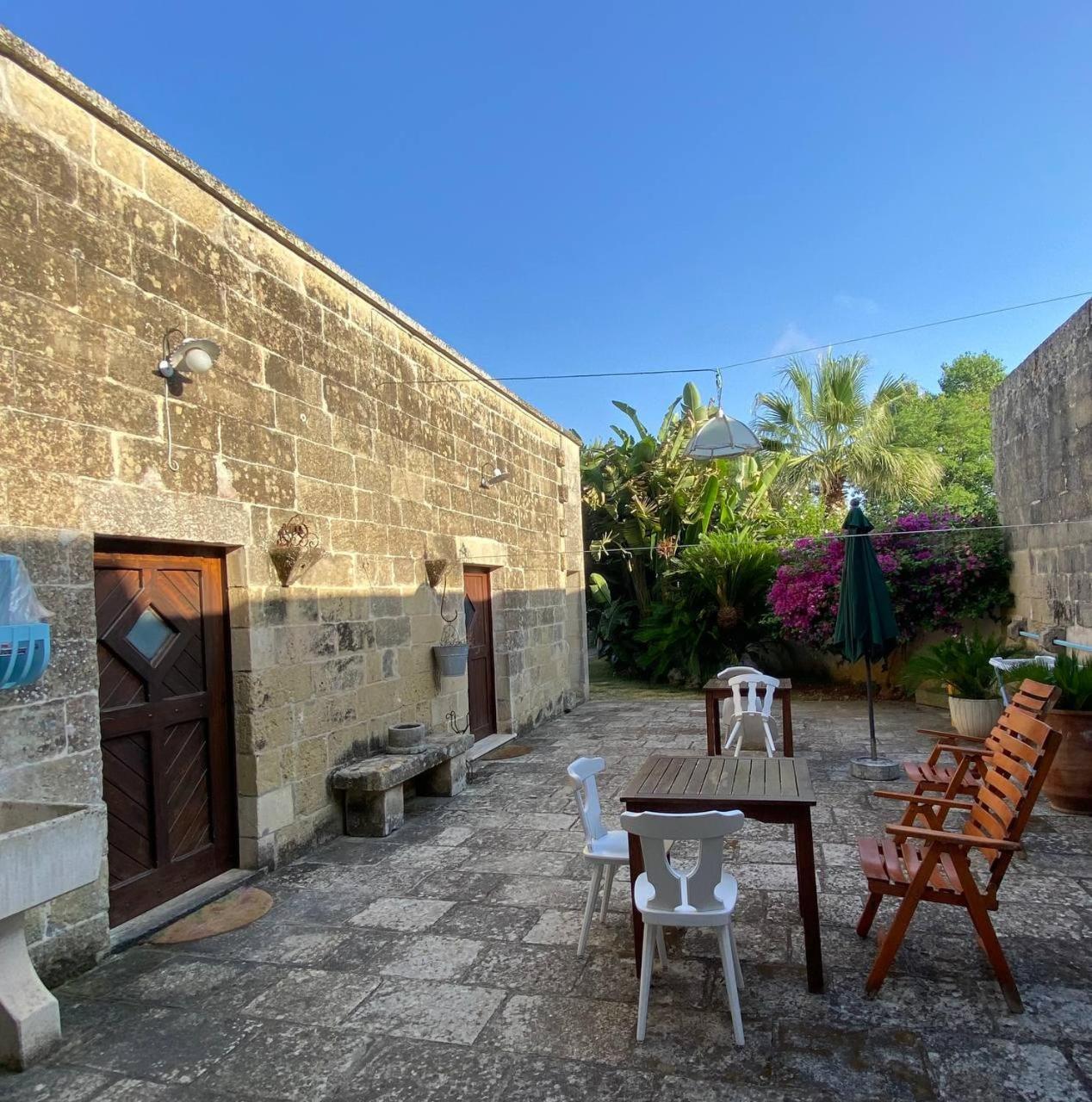 Masseria Montanari Carpignano Salentino Exterior foto